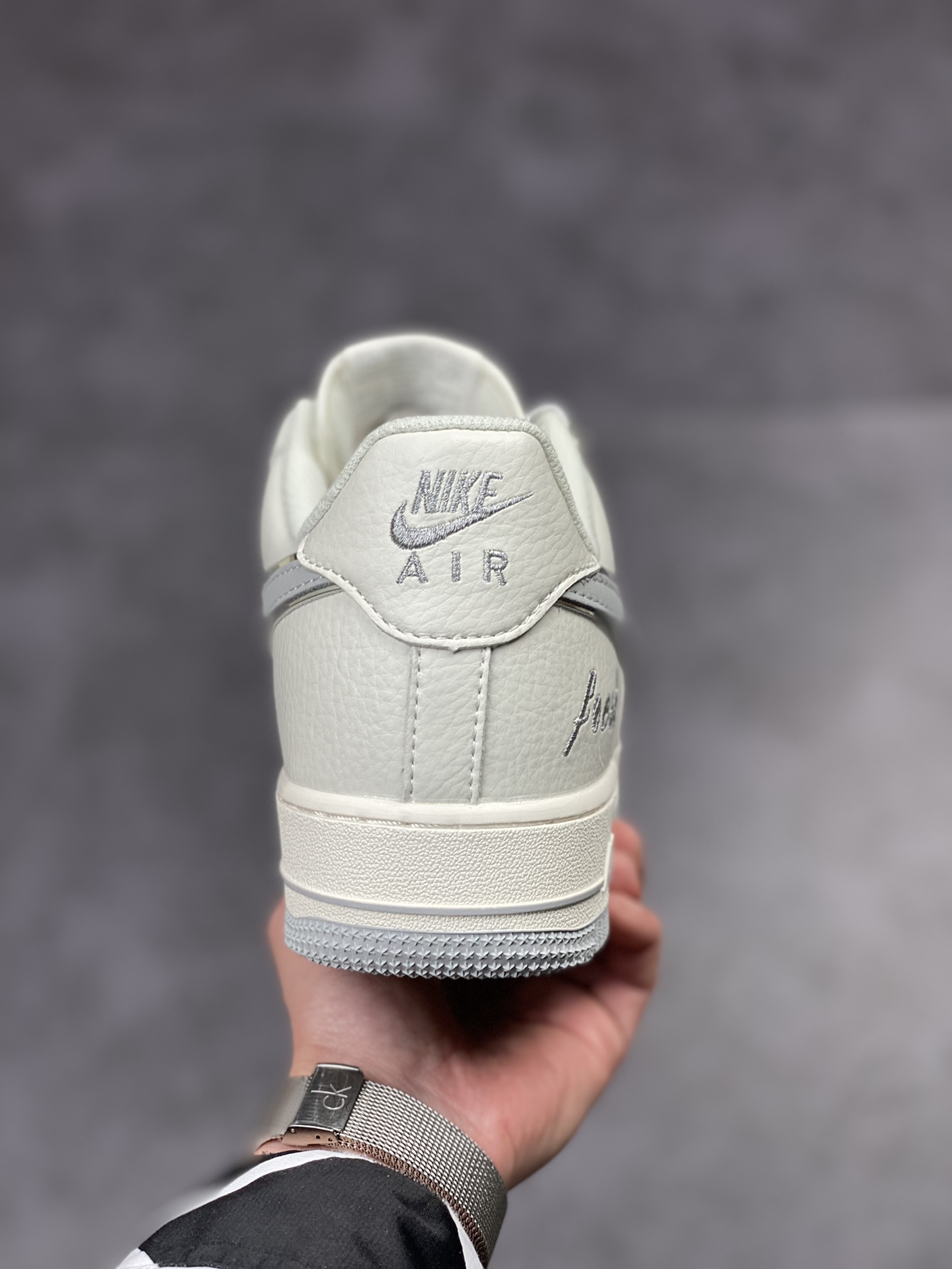 250 Nike Air Force 1 Low 07 灰银小勾 BM1996-033