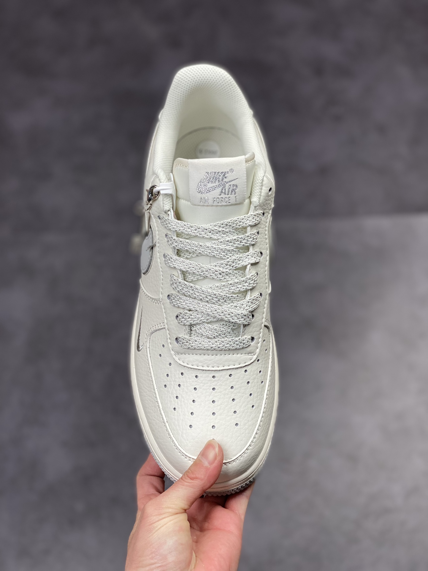 250 Nike Air Force 1 Low 07 灰银小勾 BM1996-033