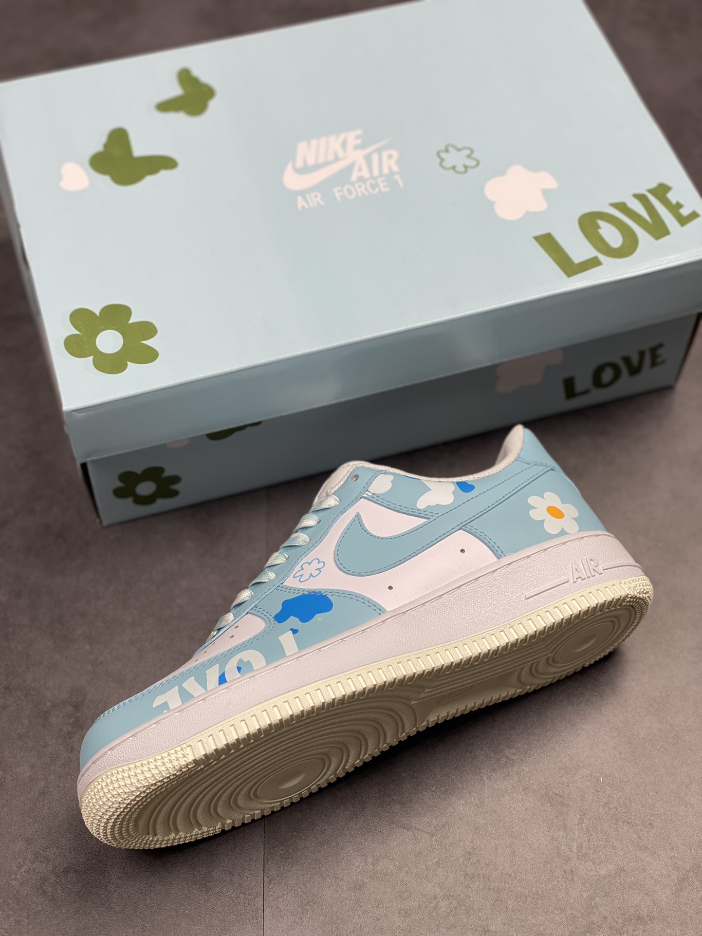 250 Nike Air Force 1 Low 07 天蓝白 CW2288-661