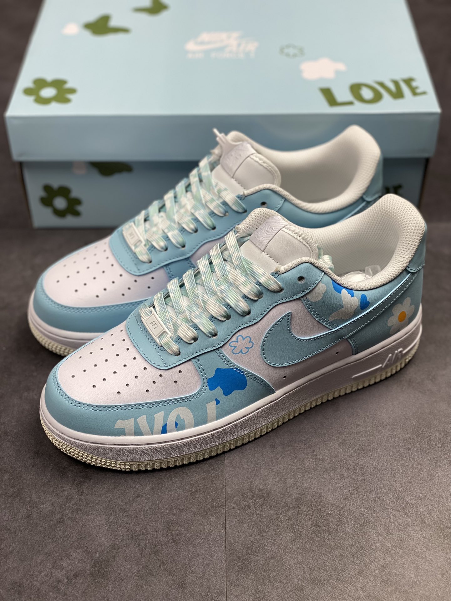 250 Nike Air Force 1 Low 07 天蓝白 CW2288-661