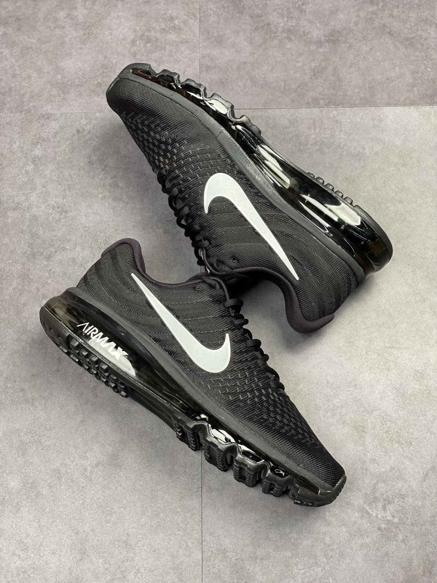 180 Nike Air Max 2017 全掌气垫鞋 849559-001