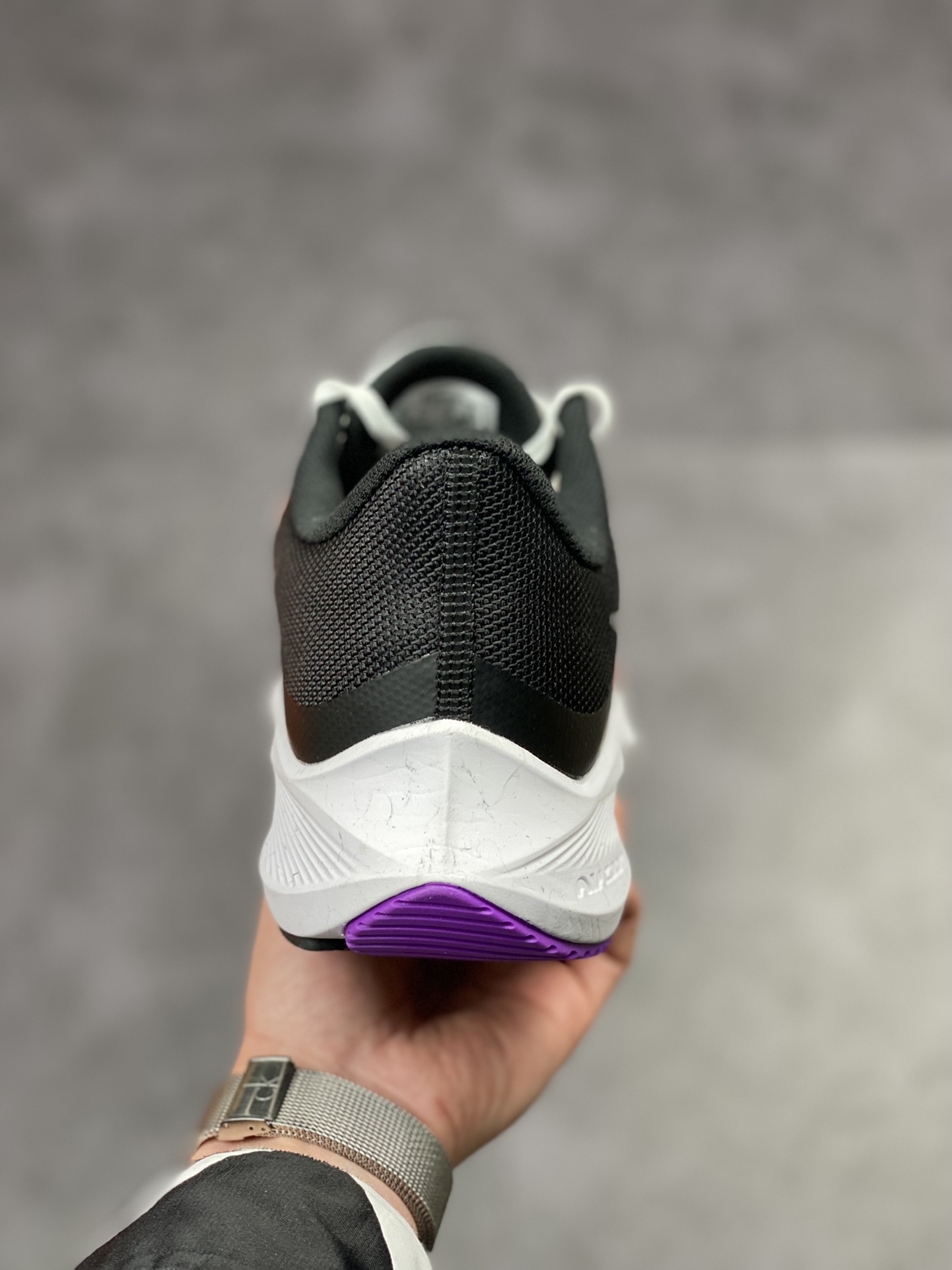190 Nike Air Zoom Winflo 8 白黑橙 CW3419-101