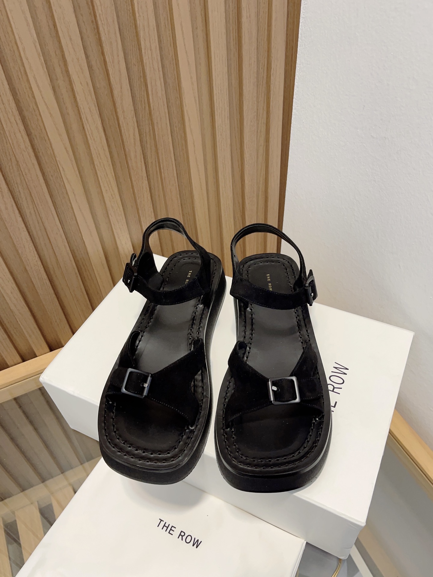 The Row Summer Retro Stylish Platform Sandals - Chic & Comfortable 4 i1678311370 8465 1