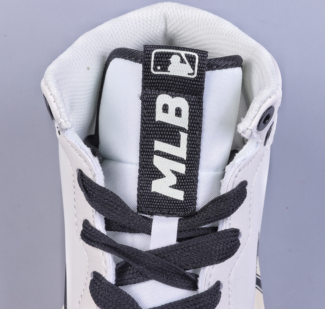 Co-operated with the NY American Football Yankees high-top lightweight height-increasing shoes MLB Chunky Liner New York Yankees senior shoe series