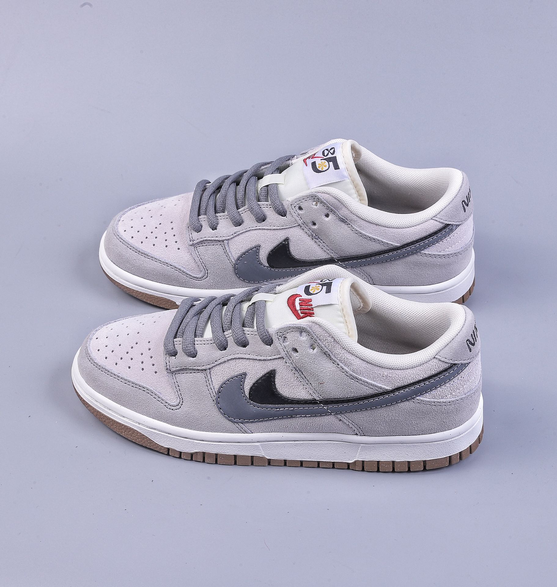 170 NIKE DUNK SB LOW 定制配色 Dunk SB顾名思义 DO9457-100