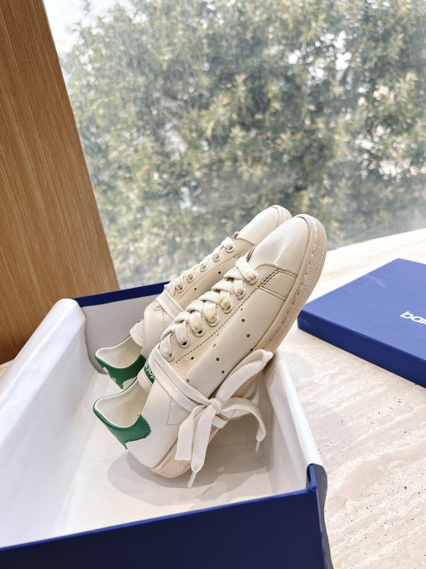 New Season Shoes: Retro Style, Green Sheep’s Face, Bold Design, Unisex Sizes - 图片 3