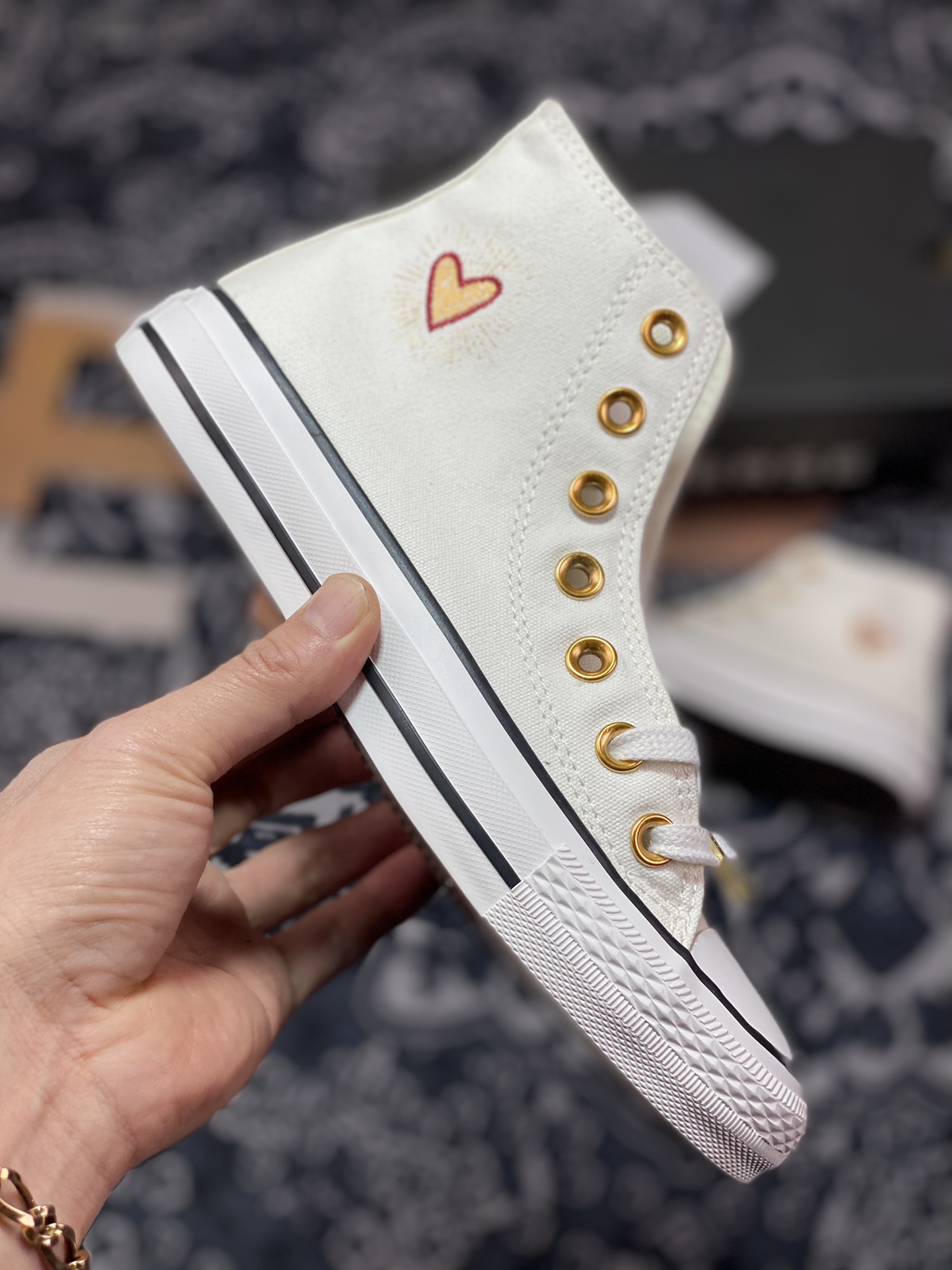 150   Converse 2023年情人节限定款 白色高帮 A03932C