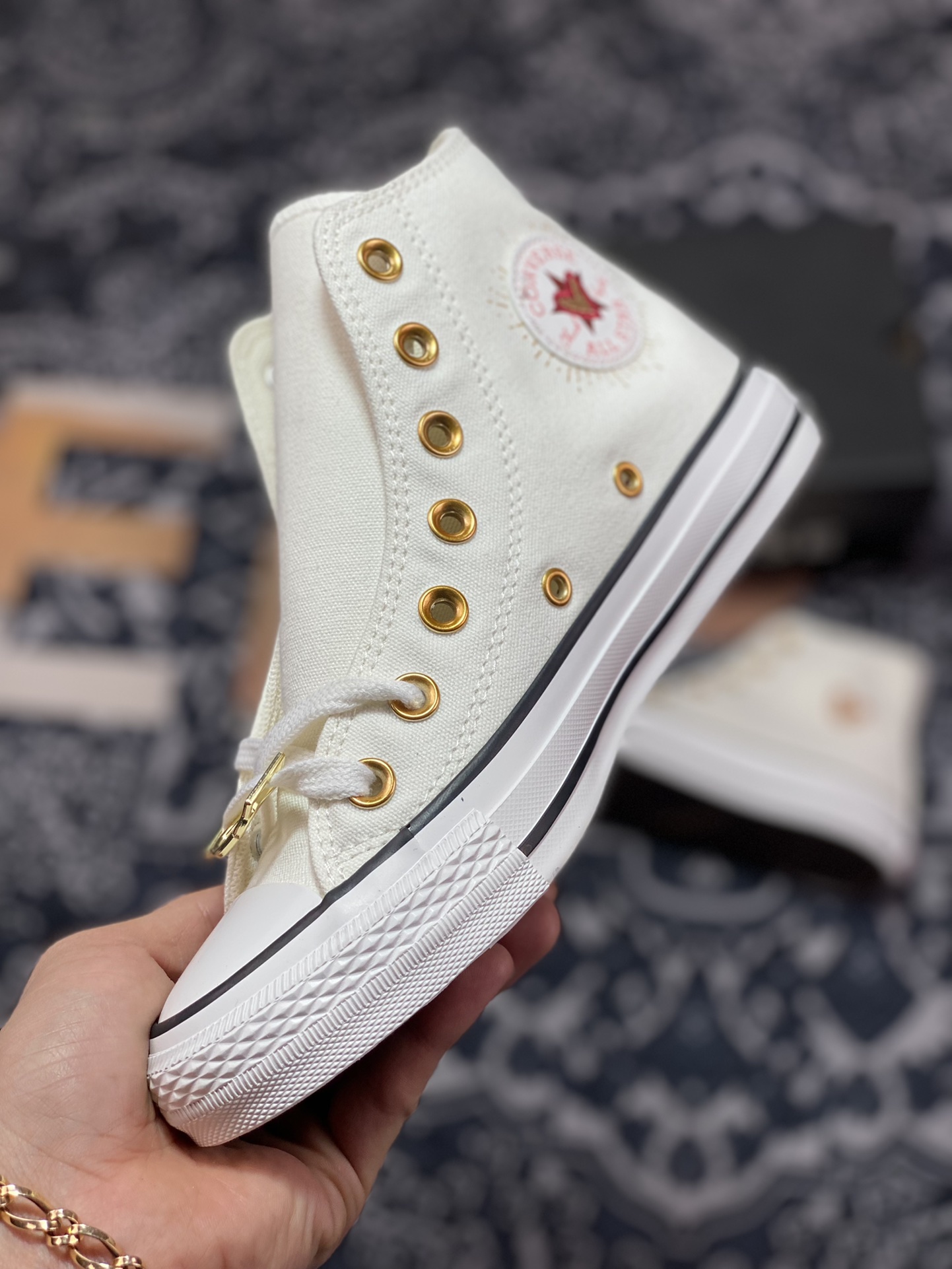 150   Converse 2023年情人节限定款 白色高帮 A03932C