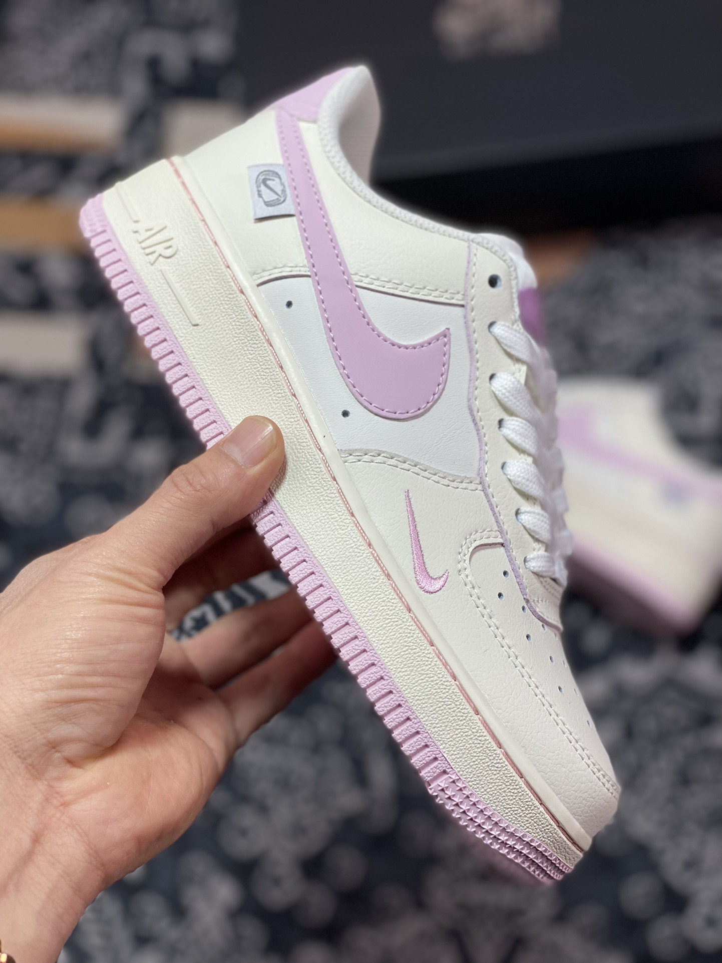 240 Nike Air Force 1 '07 Low QS"Sail White/Pink Mini Swoosh"空军一号“皮革米白浅粉小钩”FB1839-212