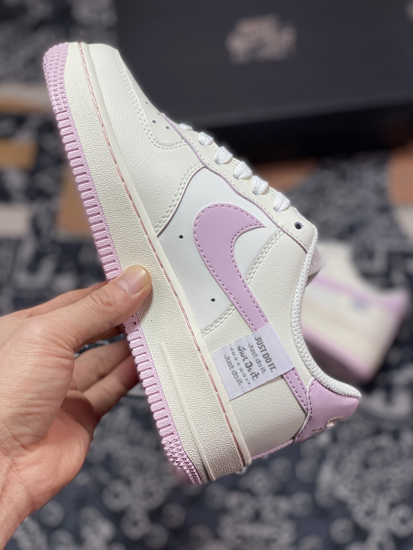 Nike Air Force 1 '07 Low QS ”Sail White/Pink Mini Swoosh” Air Force 1 ”Leather Off-White Light Pink Small Swoosh” FB1839-212