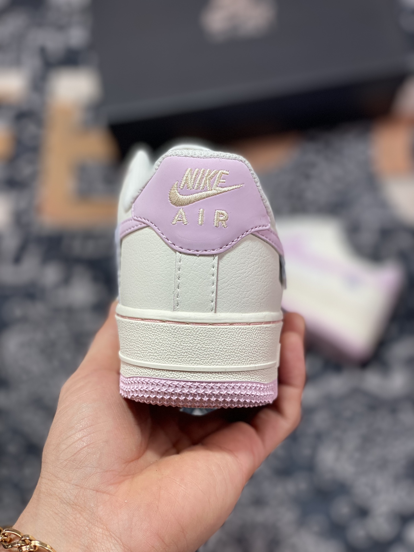 Nike Air Force 1 '07 Low QS ”Sail White/Pink Mini Swoosh” Air Force 1 ”Leather Off-White Light Pink Small Swoosh” FB1839-212