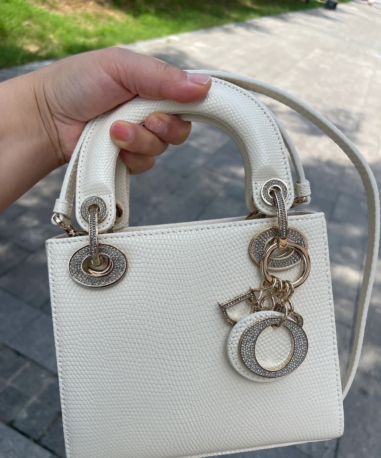 Dior Product _dkTqfeDJy40J_ac3Qa9e8MiRUC706am7Oz0uIVw