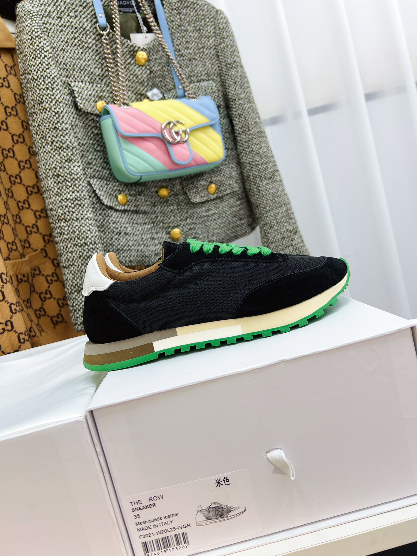 The Row White Sports Shoes with Comfortable Design and Minimalist Style - 图片 2