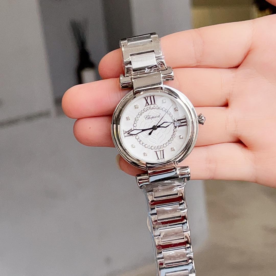 Luxury Shoban CHOPARD IMPERIALE WALK Watch with Gold, Diamonds, and Drills