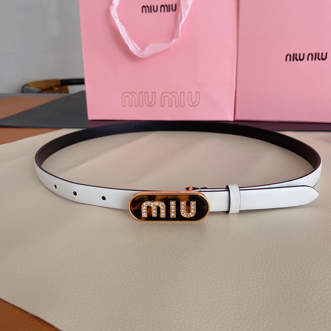 miumiu新款同步1.5cm宽度皮