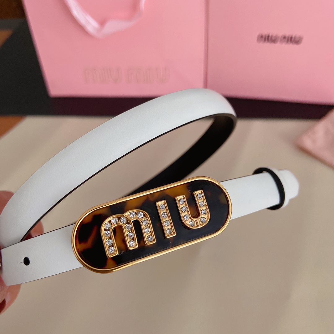 miumiu新款同步1.5cm宽度皮