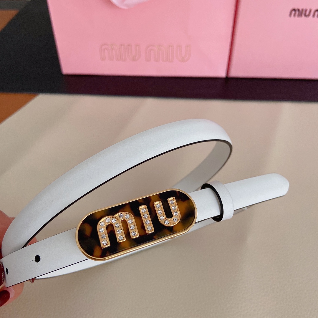 miumiu新款同步1.5cm宽度皮