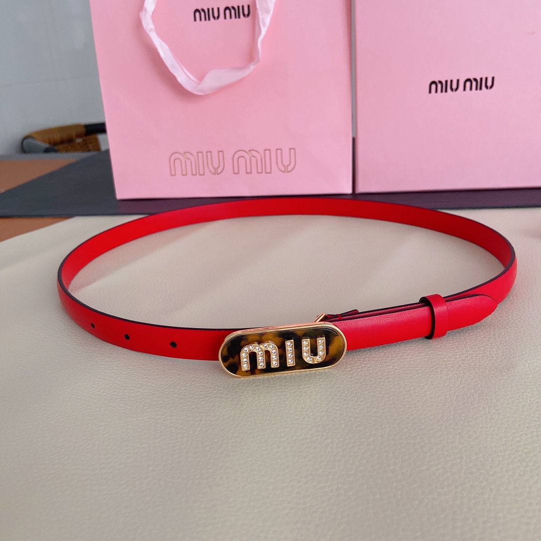 miumiu新款同步1.5cm宽度皮