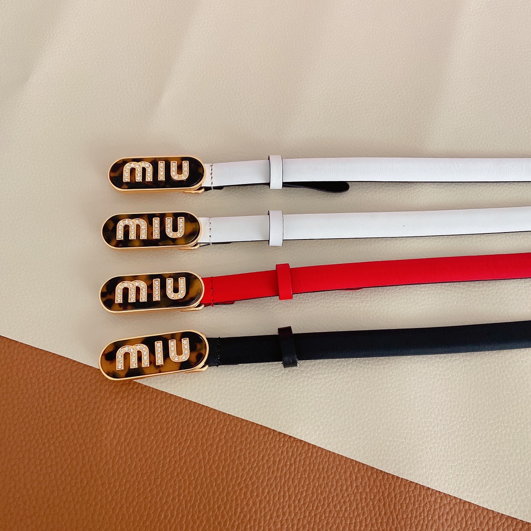 miumiu新款同步1.5cm宽度皮