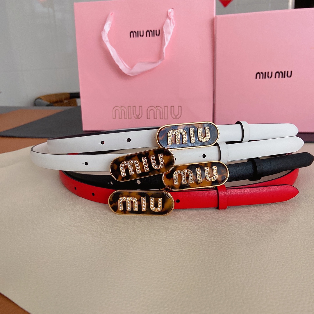 miumiu新款同步1.5cm宽度皮
