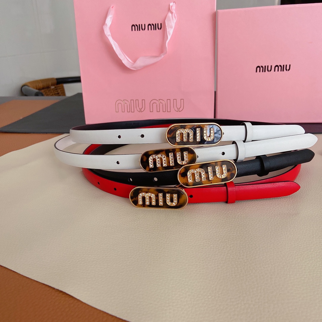 miumiu新款同步1.5cm宽度皮