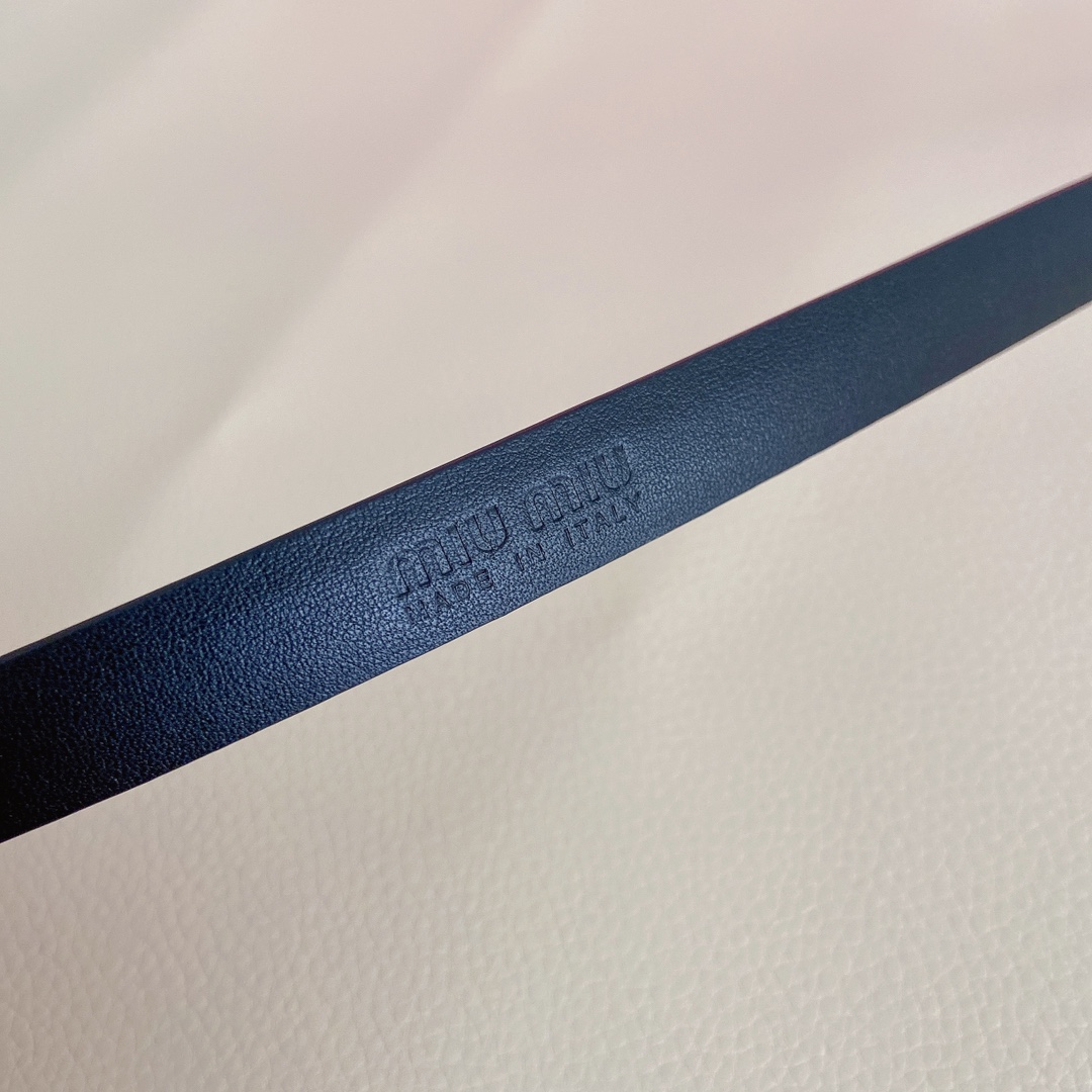 miumiu新款同步1.5cm宽度C