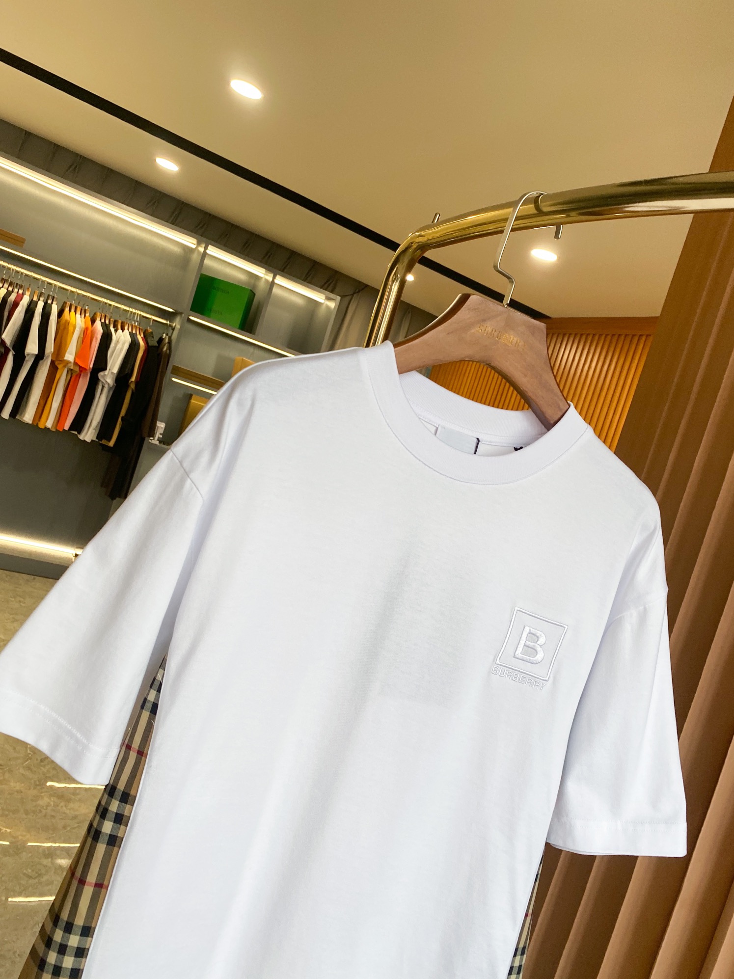 Burberry BBR 巴宝莉 TB徽标格纹装饰棉质短袖T 恤衫