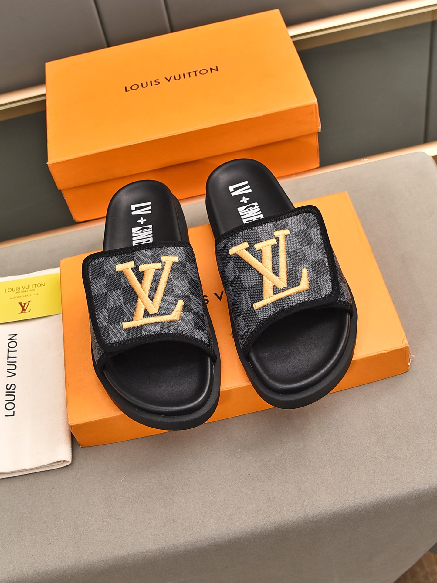 Miniatura 7