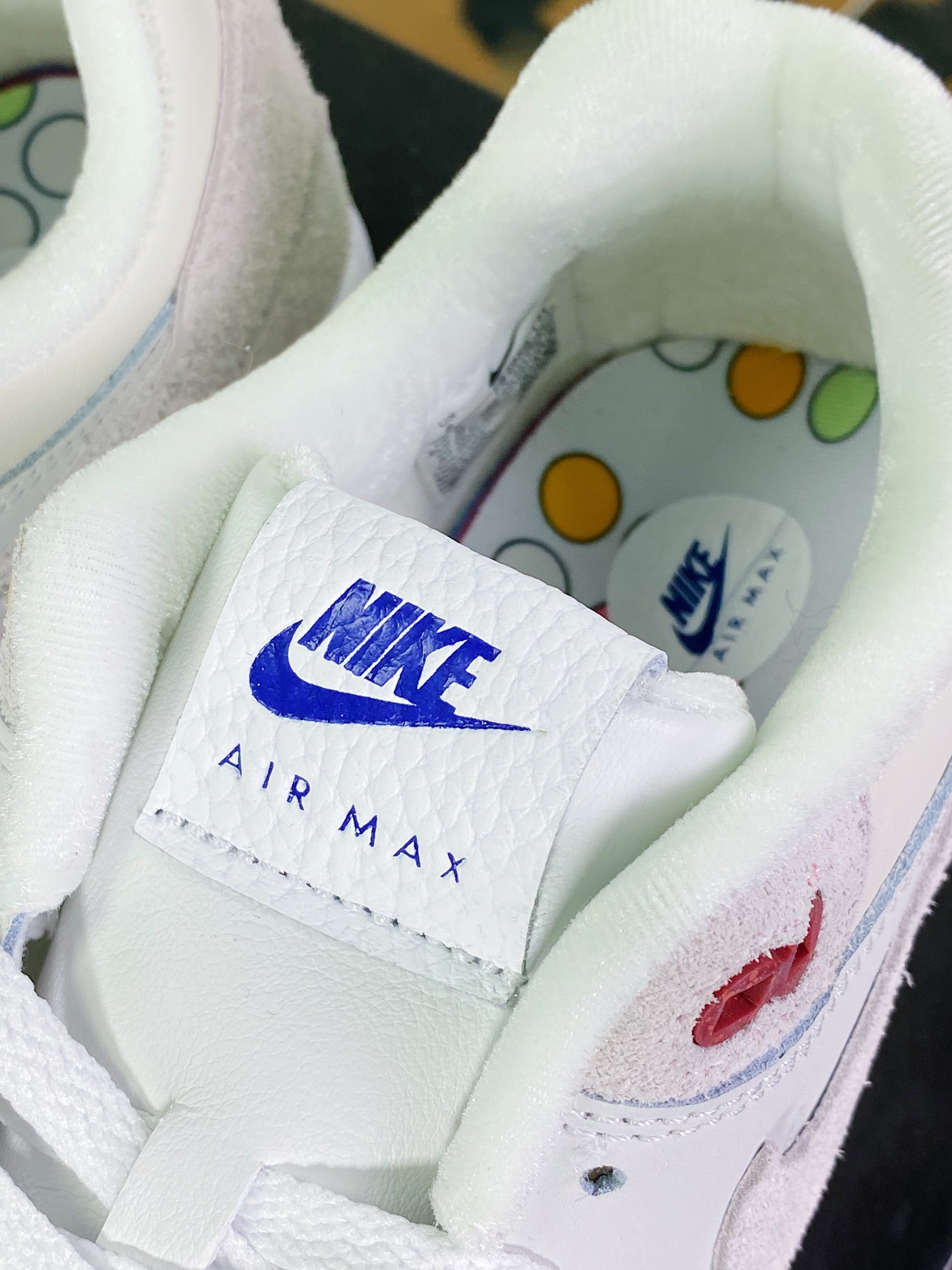 200 Wmns Air Max 1 Premium”Pom Pom Polka Dot”初代复古气垫慢跑鞋“灰白毛球”FB4959-121
