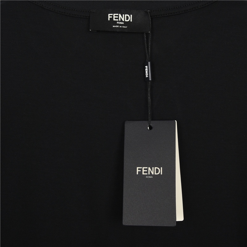 170 Fendi/芬迪 立体logo图案烫花短袖T恤