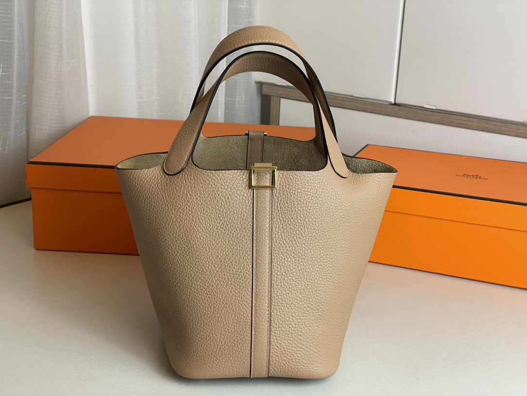 Hermes Bags Handbags Milk Tea Color Gold Hardware