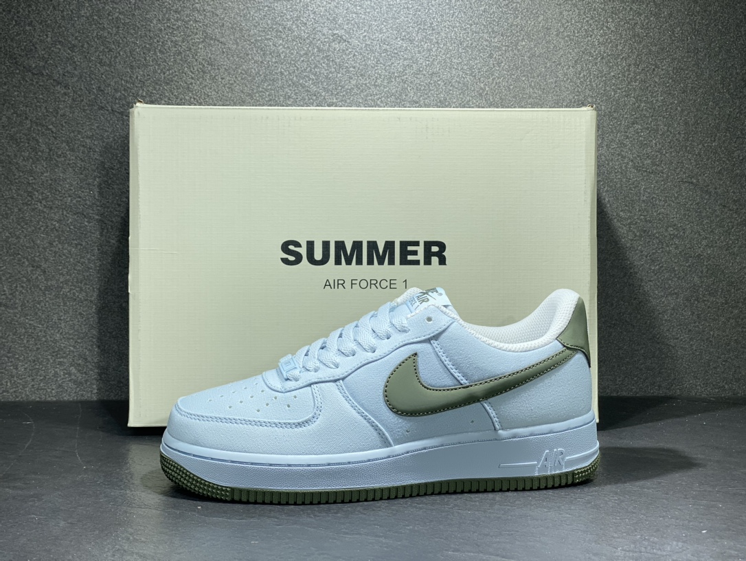 200 Nike Air Force 1 空军一号运动板鞋  DG2296-002