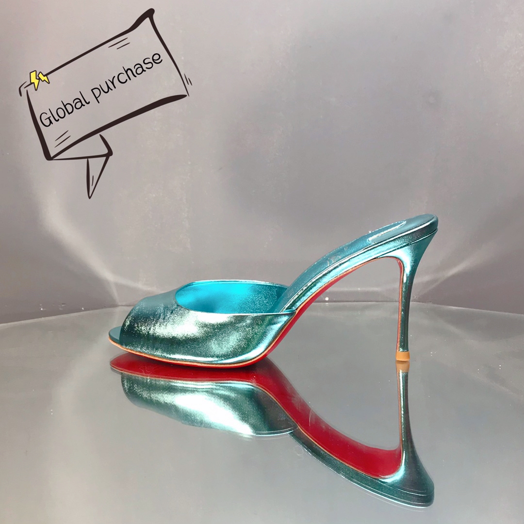 NO:100642,High-end custom sandals spring and summer series!  H10Cm, size 34-42.450 leather sole. Customized model. No return or exchange.-1 light green metal leather, light green metal sheepskin, official website synchronization Standard European code Reference:-1 Color:r Material:cowhide Lining:goat leather Heel height:10Cm Sole:leather sole Size:EUR 34-42 (US 4-11):450,,christian louboutin,sandals,sheepskin,Leather soles19860909高端订制 凉鞋春夏系列！ H10Cm,尺码34-42码.450真皮大底.订制款.不退不换.-1浅绿金属皮,浅绿金属羊皮里,官网同步 标准欧码 Reference:-1 Color:r Material:cowhide Lining:goat leather Heel heigh:10Cm Sole:leather sole Size:EUR 34－42（US 4一11) :450,,christian louboutin,sandals,sheepskin,Leather soles,Women's Shoes