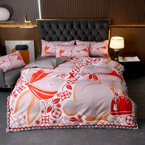 Luxury Washed Silk 4-Piece Bedding Set with Floral Print, Queen/King Size 1 Luxury Washed Silk 4-Piece Bedding Set with Floral Print, Queen/King Size