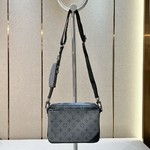 Sell Online Luxury Designer
 Louis Vuitton Messenger Bags Monogram Canvas M6944325