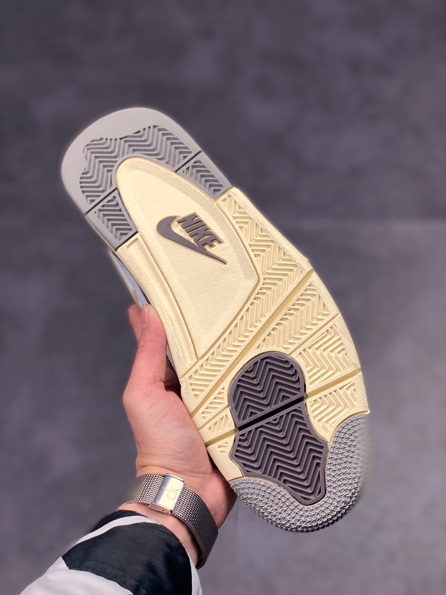 260 A Ma Maniére x Nike Air Jordan 4 Retro 米白灰 DH6927-068