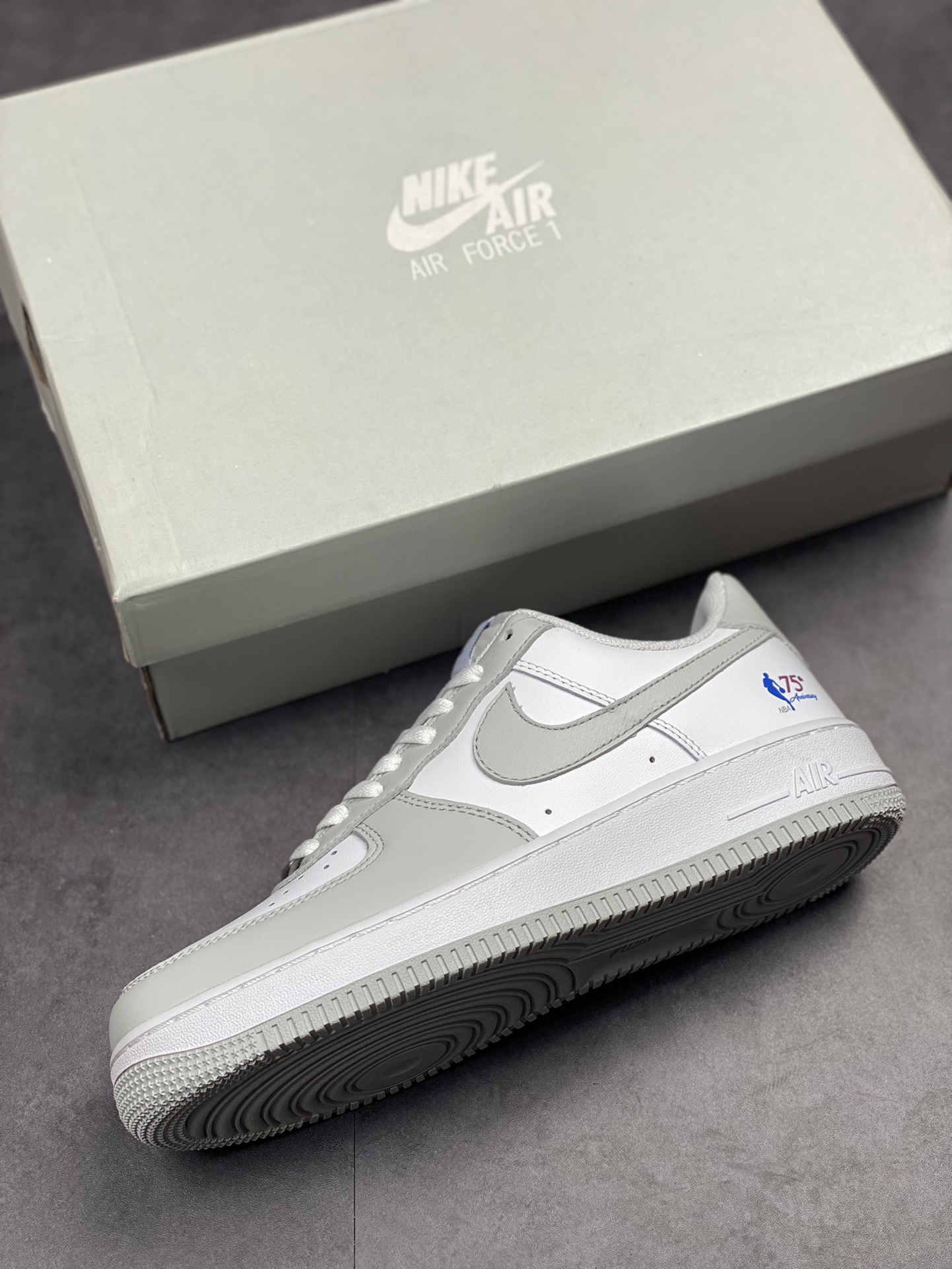 190 Nike Air Force 1 Low 07 NBA75周年纪念款 AA6902-201