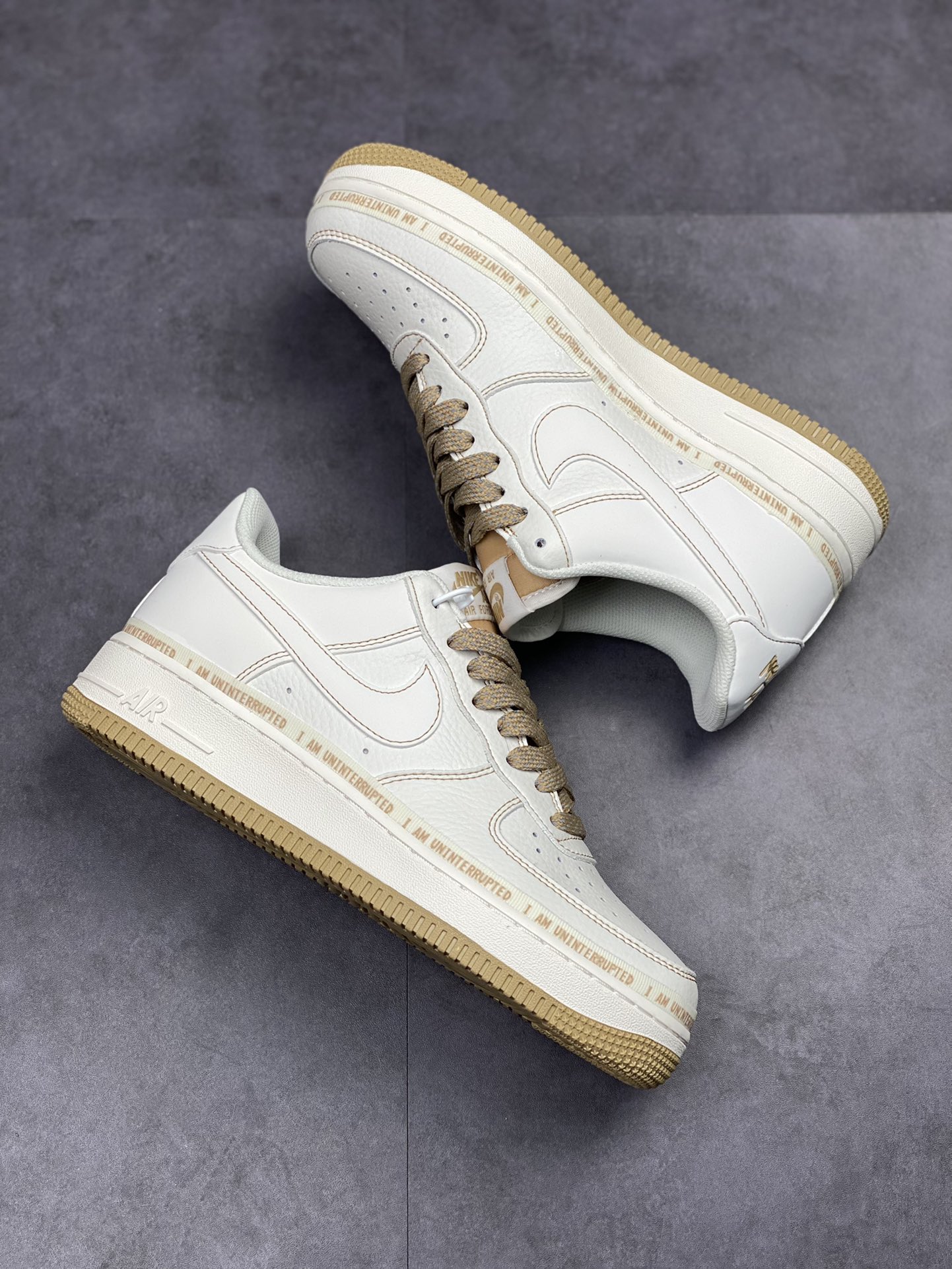 230 原盒内置涂鸦笔新版本 原版一致 Uninterrupted x Air Force 1 ”MORE THAN” “白棕签名涂鸦3M”UN0824-332