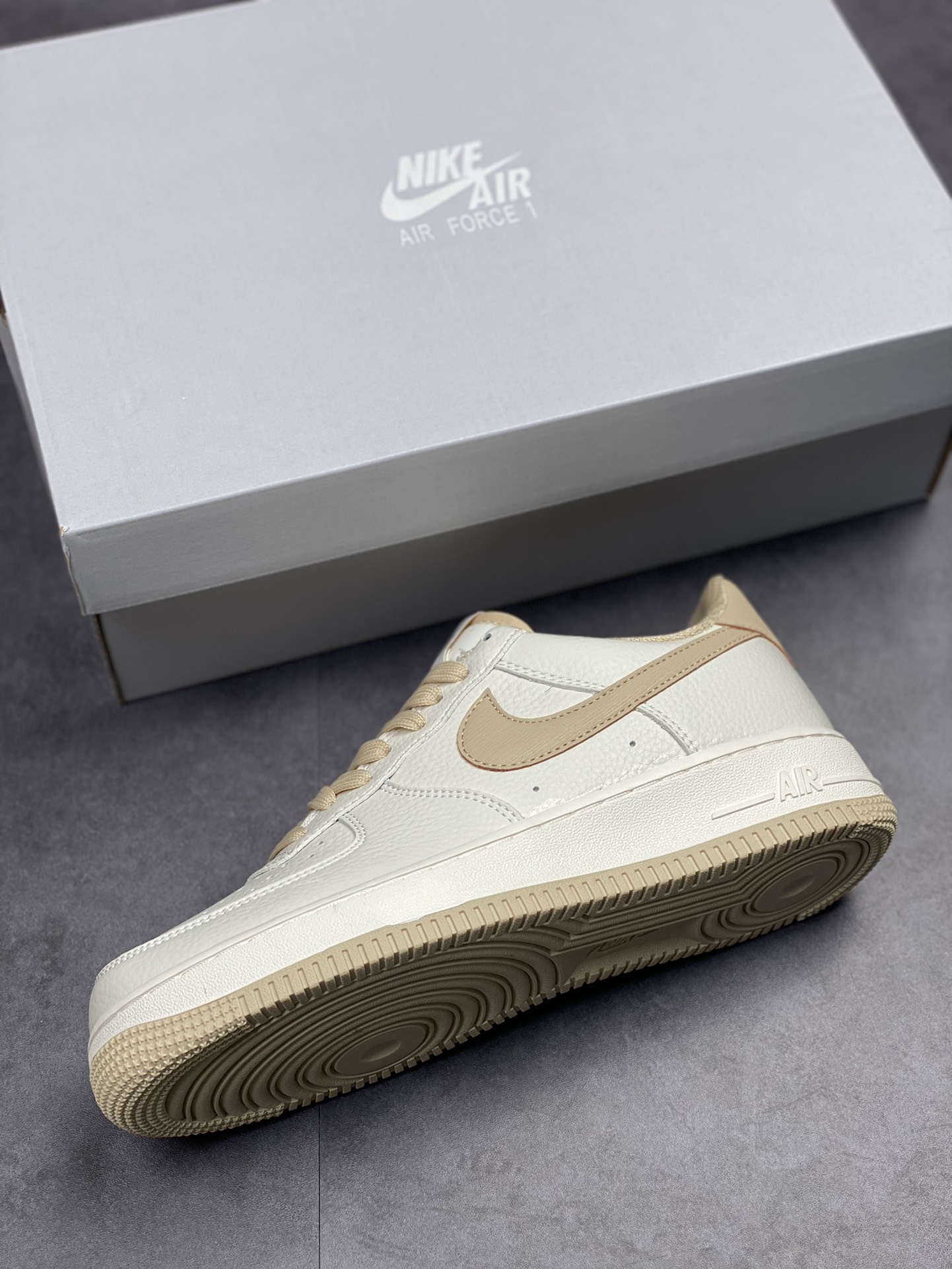 230 Nike Air Force 1 Low 07 白卡其 GR5263-023