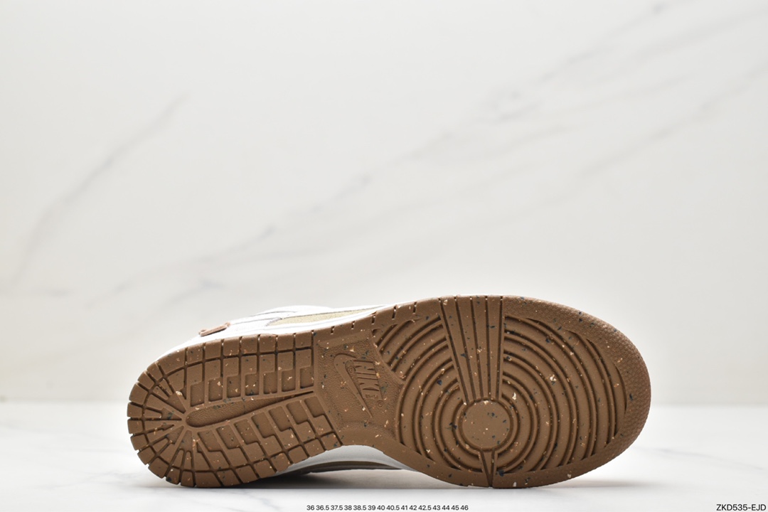 270 SB Dunk Low SE”85 Double Swoosh/Grey/Brown Bear”扣篮系列低帮休闲运动滑板板鞋“麂皮浅棕双钩小熊”DO9457-100 尺码：36 36.5 37.5 38 38.5 39 40 40.5 41 42 42.5 43 44 44.5 45 46 ID:ZKD535-EJD