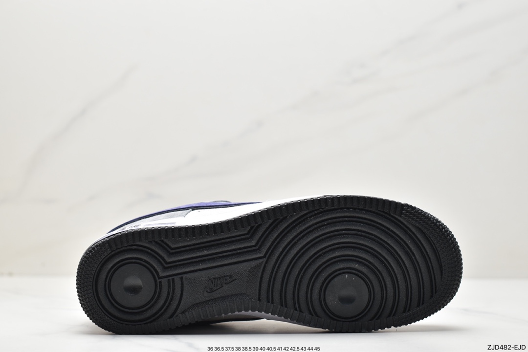 240 Nike Air Force 1 '07 Low HH9636-056