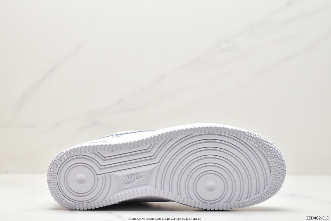 260 Nike Air Force 1 '07 Low CW2288-312