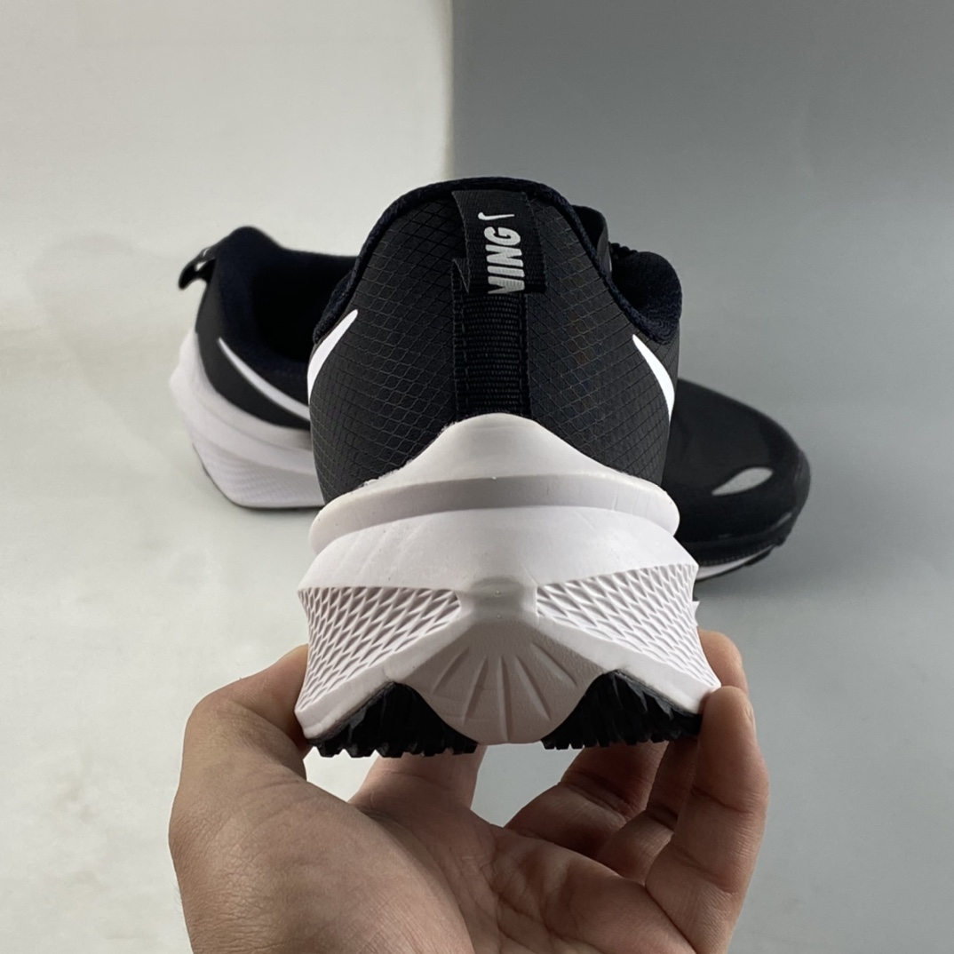 P160 Nike Air Zoom Viale 维亚尔系列低帮轻量运慢跑鞋 CW7358-881