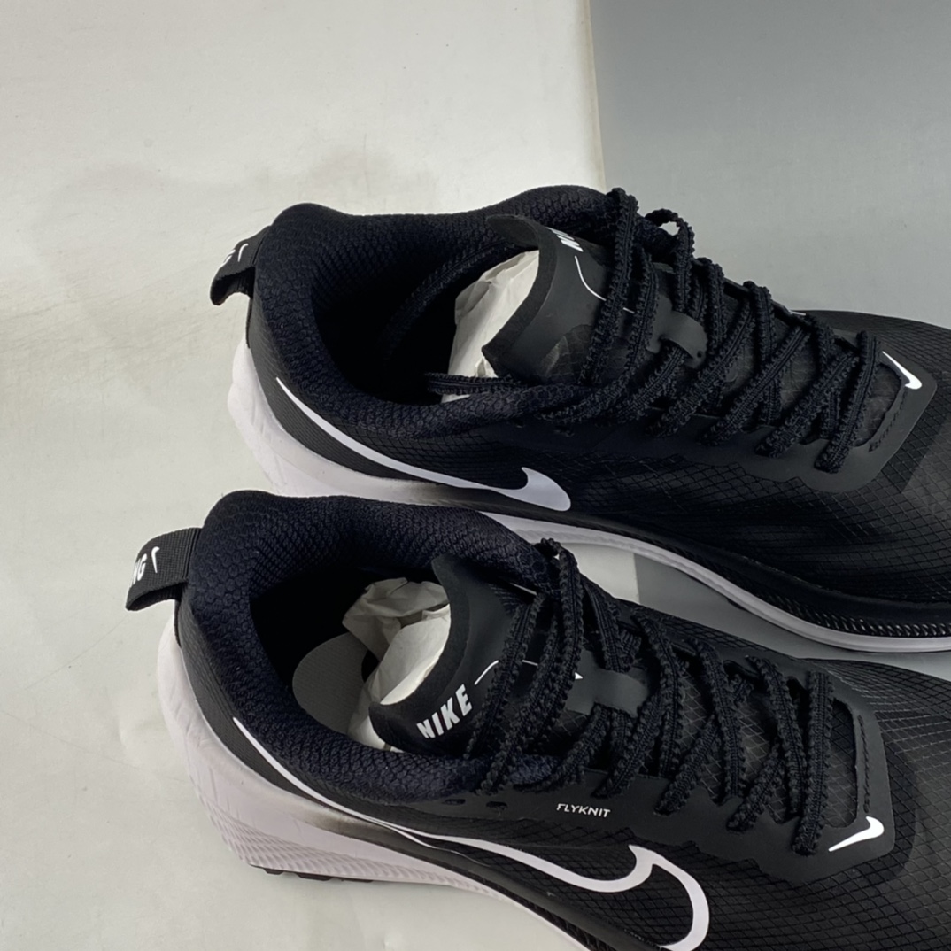 P160 Nike Air Zoom Viale 维亚尔系列低帮轻量运慢跑鞋 CW7358-881