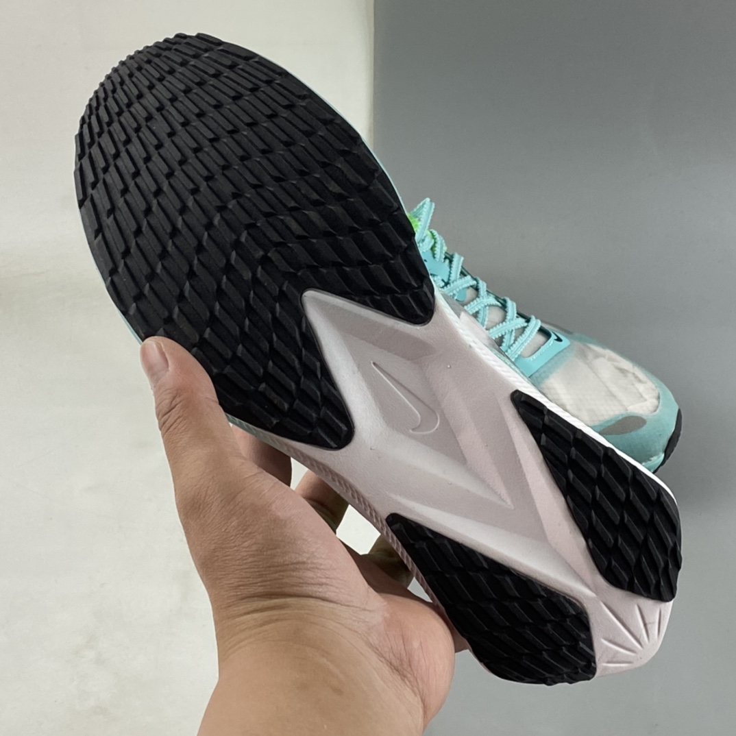 P160 Nike Air Zoom Viale 维亚尔系列低帮轻量透气休闲运慢跑鞋 CW7358-890