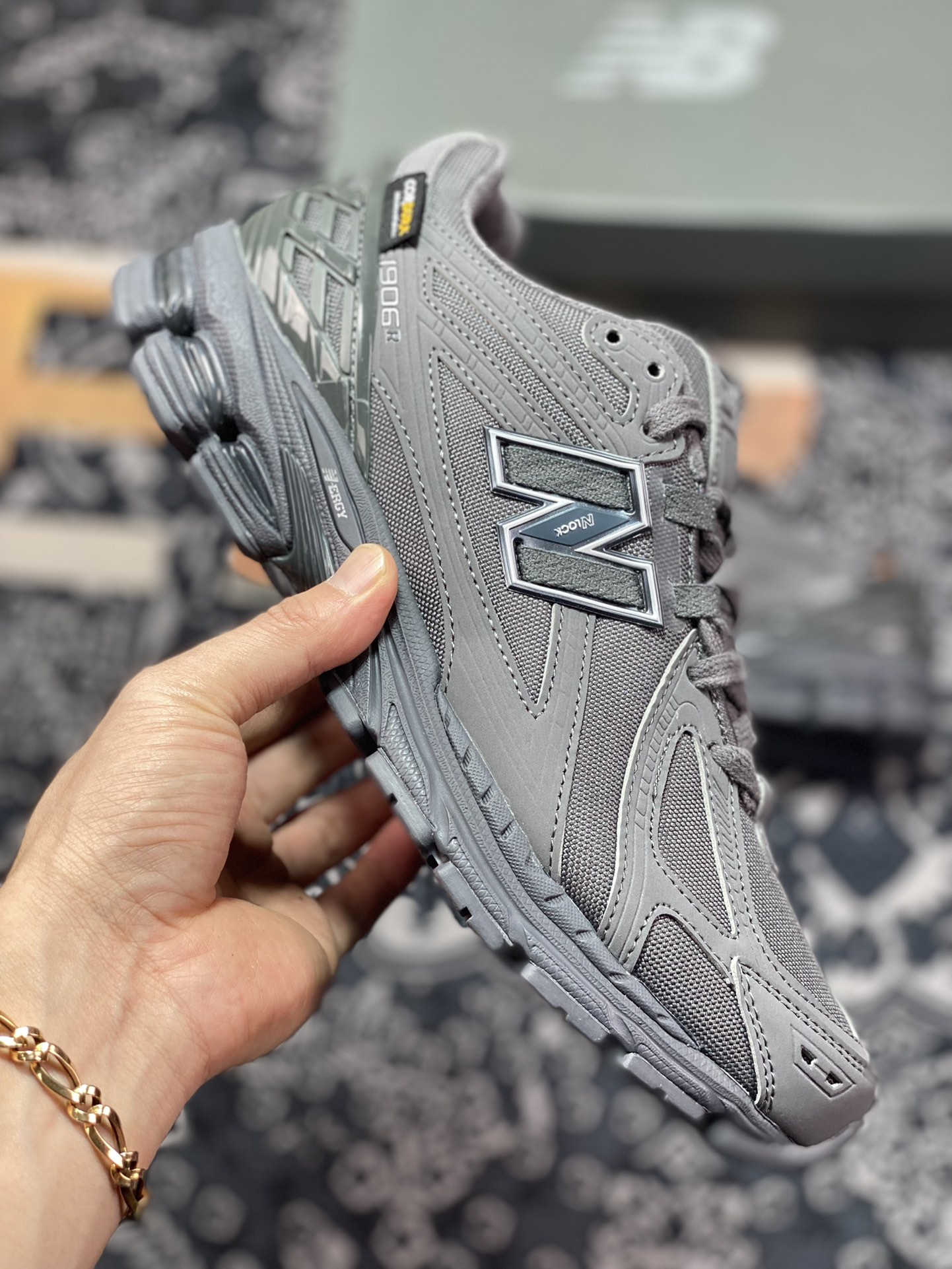 NBNew Balance M1906R series retro dad style casual sports jogging shoes ”mesh carbon gray” M1906RU