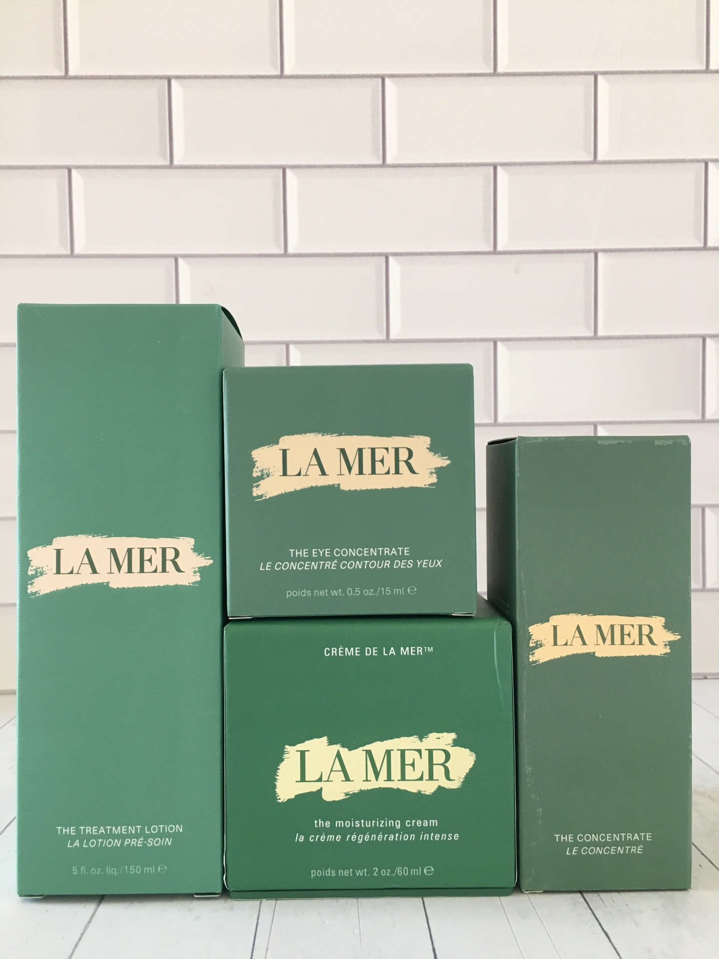 La Mer סט טיפוח יוקרתי - קרם עיניים, קרם פנים, מי פנים וסרום 3 i1678426948 2401 1