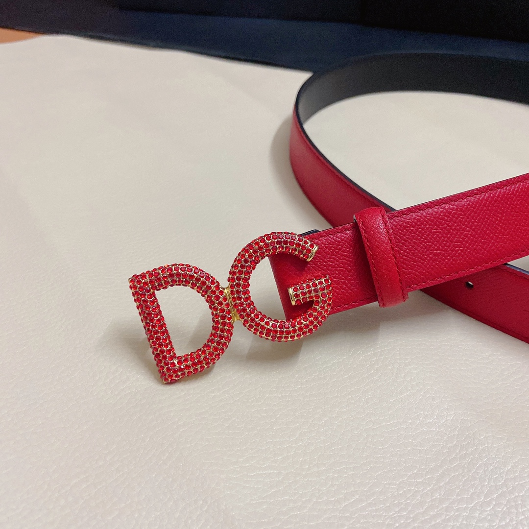 D&G杜嘉班纳双面小牛皮腰带点缀DG