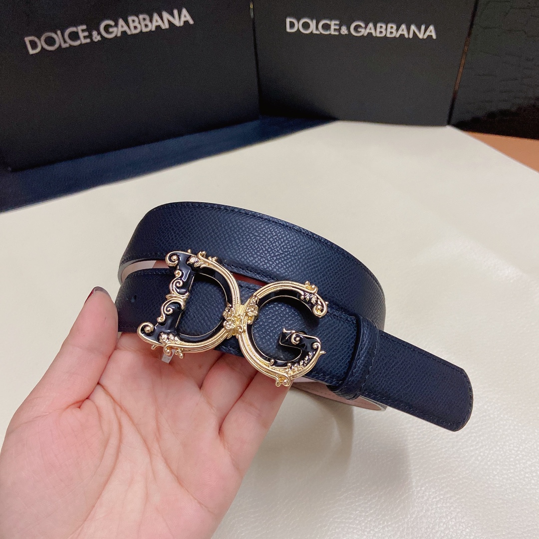 D&G杜嘉班纳双面小牛皮腰带点缀DG