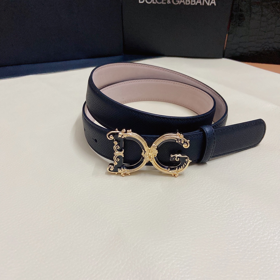 D&G杜嘉班纳双面小牛皮腰带点缀DG